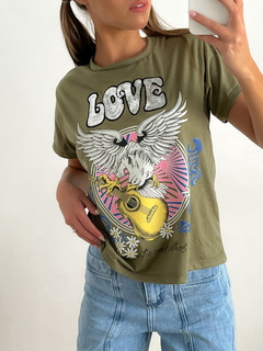 Remera lentejuelas Love