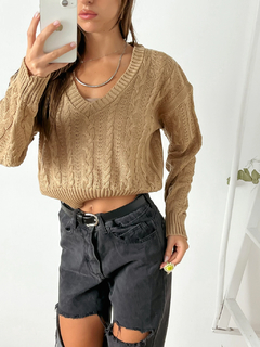Sweater corto escote V con ochos Lusaka - comprar online