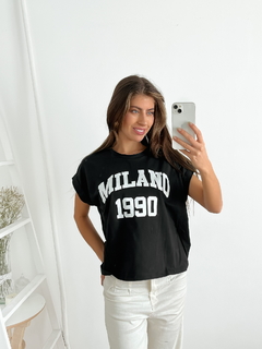 Remera amplia manga rebatible Milano 1990 en internet