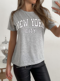 Remera algodón New York city en internet