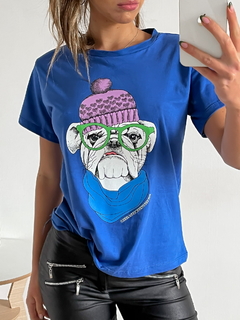 Remera algodón Perro Bull Dog con gorro en internet