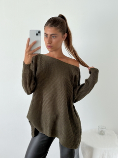 Imagen de Sweater oversized cuello bote Philipa