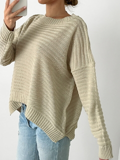 Imagen de Sweater oversize rayado con tajo lateral Portman