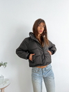 Campera puffer con cierre y botones Shajar