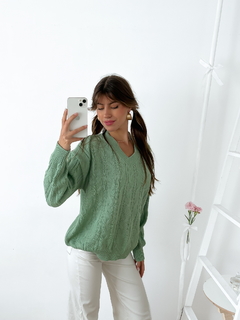 Imagen de Sweater oversize escote en V y trenzas Silvie