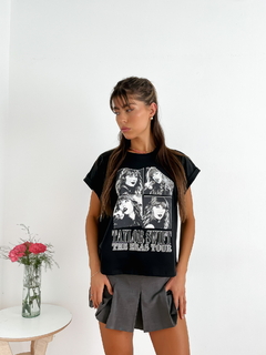 Remera amplia manga rebatible Taylor Swift Cara - comprar online