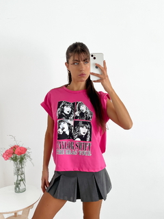 Remera amplia manga rebatible Taylor Swift Cara en internet