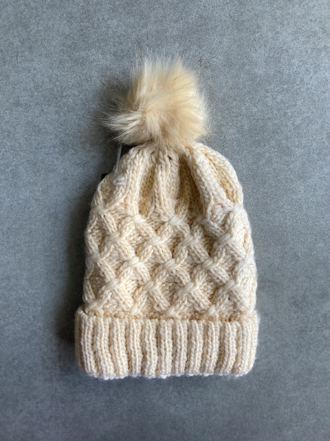 Gorro Tricot Amarelinha Forrada - comprar online