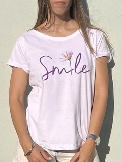 Remera Smile - tienda online