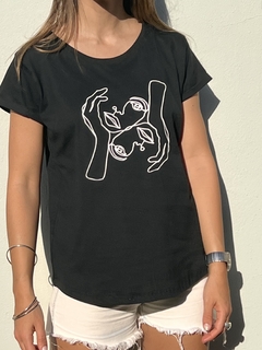 Remera Caras - tienda online