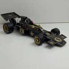 QUARTZO - Emerson Fittipaldi Lotus 1972 #8 - 1/18