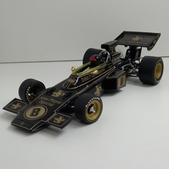 QUARTZO - Emerson Fittipaldi Lotus 1972 #8 - 1/18 na internet