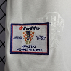 croacia-lotto-retro-1998-home-1-casa-titular-branca-branco-vermelho-vermelha-azul-copa-do-mundo-patrocinios-patrocinadores-patches-patch-torcedor-torcedores-futebol-masculino-masculina-frete-gratis-envio-campeonato-internacional-selecao-selecoes-tecnologi