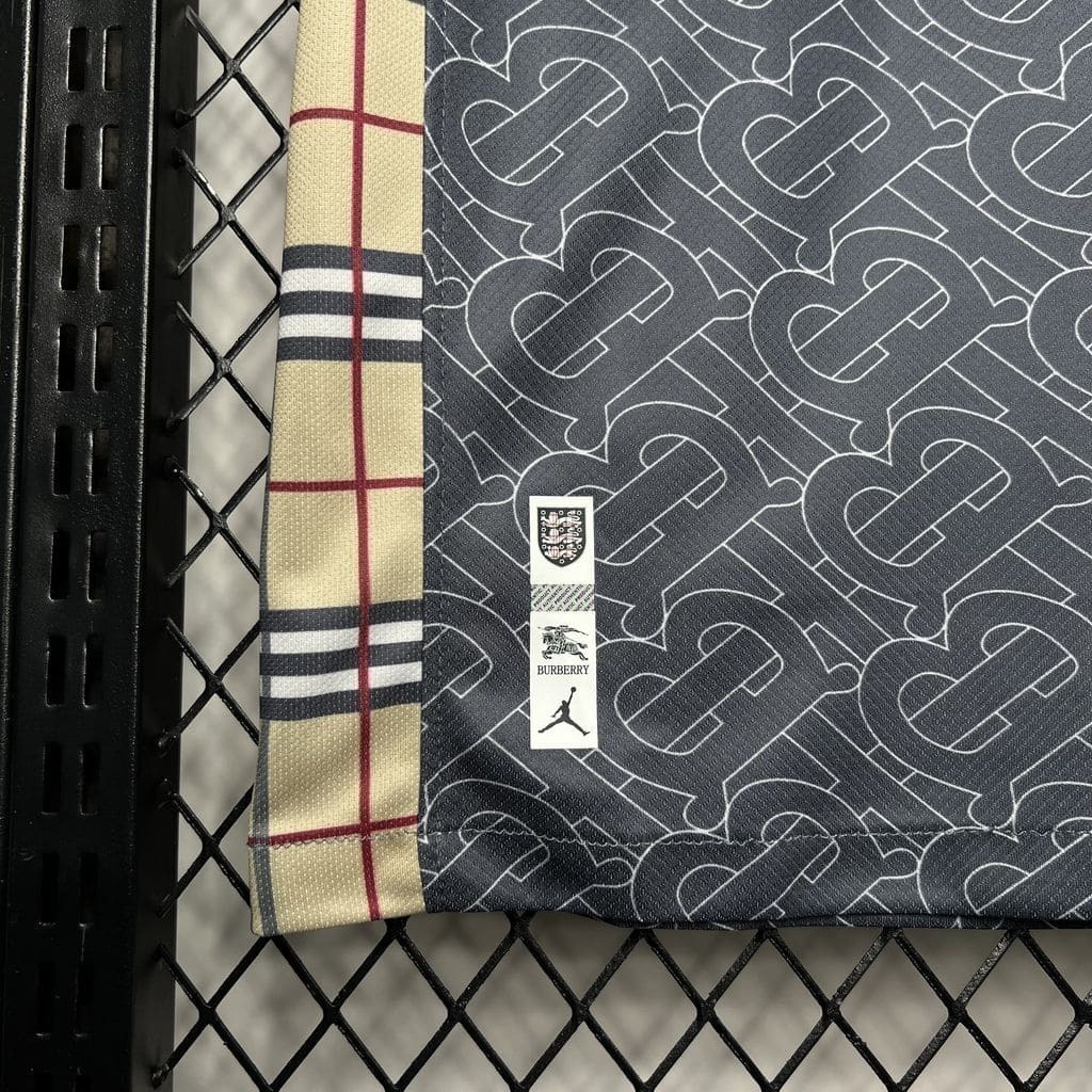 Camisa Inglaterra Edicao Especial 2024 Jordan x Burberry Torcedor Masculina