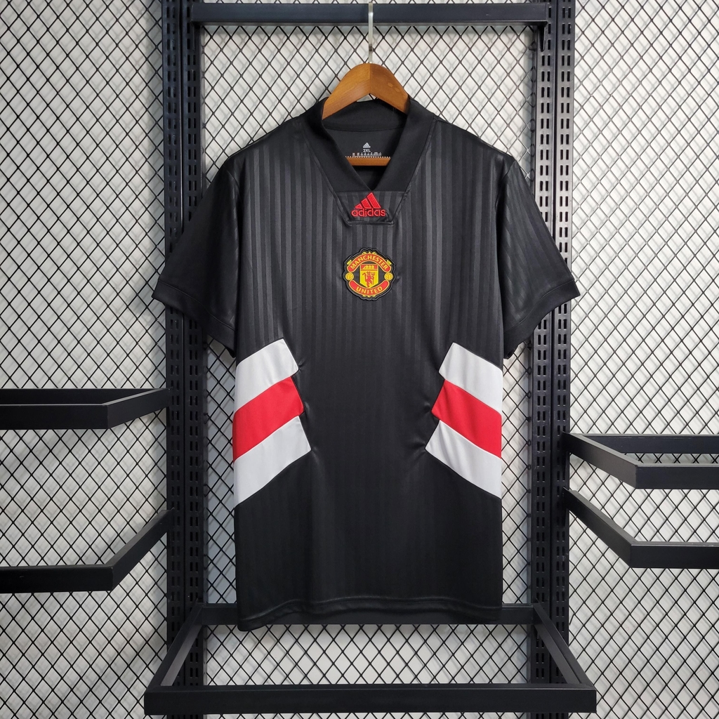 Manchester united tshirt roblox, follow for more em 2023  Camisas de times  brasileiros, Camisa de futebol, Tshirt masculino