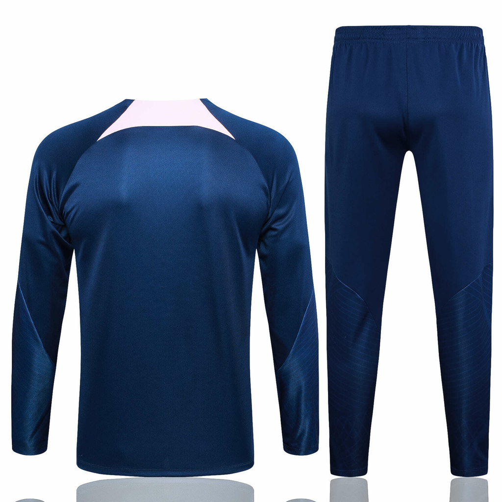 Tottenham sales nike tracksuit