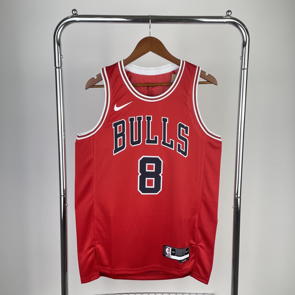 Bulls uniforme store