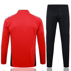 conjunto-agasalho-de-treino-do-manchester-united-adidas-2024-2025-24-25-vermelho-preto-zíper-pré-jogo-aquecimento-treino-treinamento-zíper-completo-jaqueta-casaco-corta-vento-inverno-frio-chuva-calça-calção-fresco-academia-treinar-comprar-online