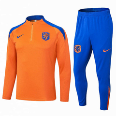 conjunto-de-treino-da-holanda-nike-2024-2025-2024-23-25-25-azul-laranja-abóbora-pré-jogo-agasalho-jaqueta-casaco-corta-vento-inverno-frio-chuva-calça-calção-fresco-academia-treino-treinar-treinamento-malhar-novo-nova-lançamento-temporada-profissional-orig