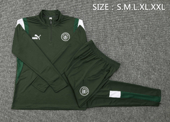 conjunto-de-treino-manchester-city-puma-2023-2024-23-24-verde-escuro-com-branco-casaco-agasalho-blusao-frio-inverno-de-ziper-calca-calção-academia-treino-treinar-treinamento-malhar-novo-nova-lançamento-temporada-profissional-original-oficial-loja-confiave