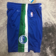 dalass-mavericks-2024-2023-nike-city-edition-swingman-azul-branca-branco-verde-conferencia-leste-oeste-masculina-masculino-bermuda-bermudas-shorts-short-basquete-time-nba-uniforme-roupas-roupa-jersey-jerseys-confortavel-nova-lancamento-temporada-oficial-o