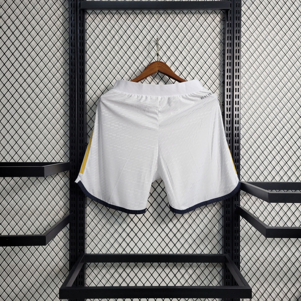 Bermuda adidas masculina branca top