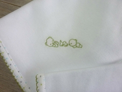 Set toallón + babero + babita + manta "Ositos" verde - comprar online