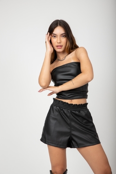 Shorts Alba Couro Eco - Preto - comprar online