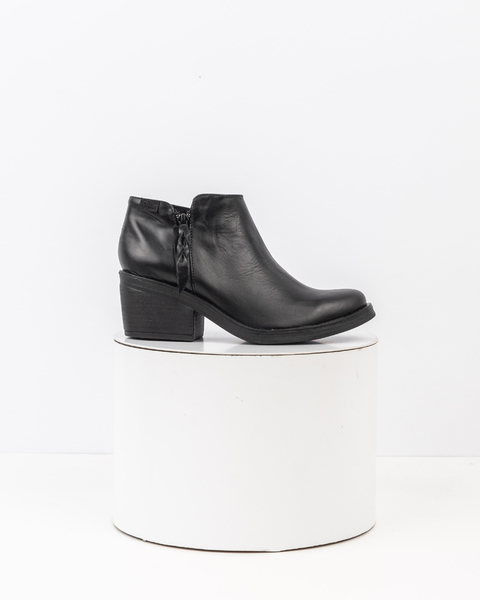 Botas 2025 lucia febrero