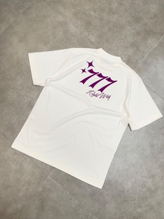 Camiseta Oversized “777 Right Way” - Off White - comprar online