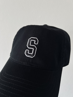 Boné Dad Hat “S Logo” - Preto - loja online