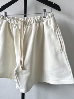 Shorts de Moletom Cursive Logo - Off White - comprar online