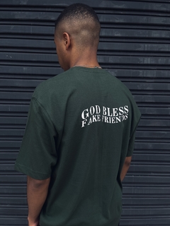Imagem do Camiseta God Bless Fake Friends- Street Apparel