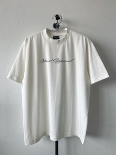 Camiseta Oversized “Walked” - Off White na internet