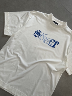 Camiseta Oversized Lettering - Off White - loja online