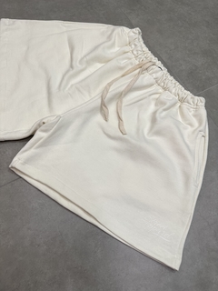 Shorts de Moletom Cursive Logo - Off White - comprar online