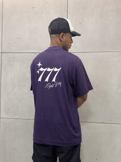 Camiseta Oversized “777 Right Way” - Roxa
