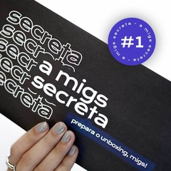 Migs Secreta #01 | 2 Salva-Celulares + 1 Sticker