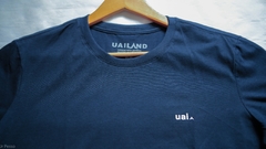 Camiseta unissex UAI - alto relevo| cor Azul Marinho- na internet