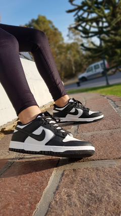 Zapatillas DUNK SB PANDA negro