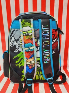 Mochila Espalda 16" Ultra Zombies de Cresko (024258)