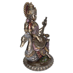 Estatueta Deusa Saraswati do Conhecimento na internet