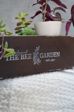 J349 - Bee garden - comprar online
