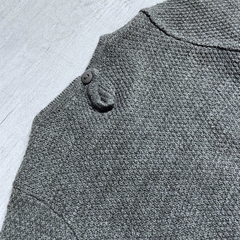 Sweater con bolsillo gris oscuro - Saque Buraque