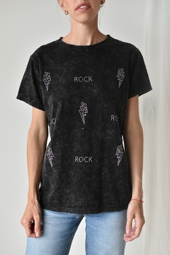 Remera batik rock - comprar online