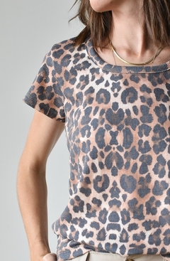 Remera Wafle Leopardo - comprar online