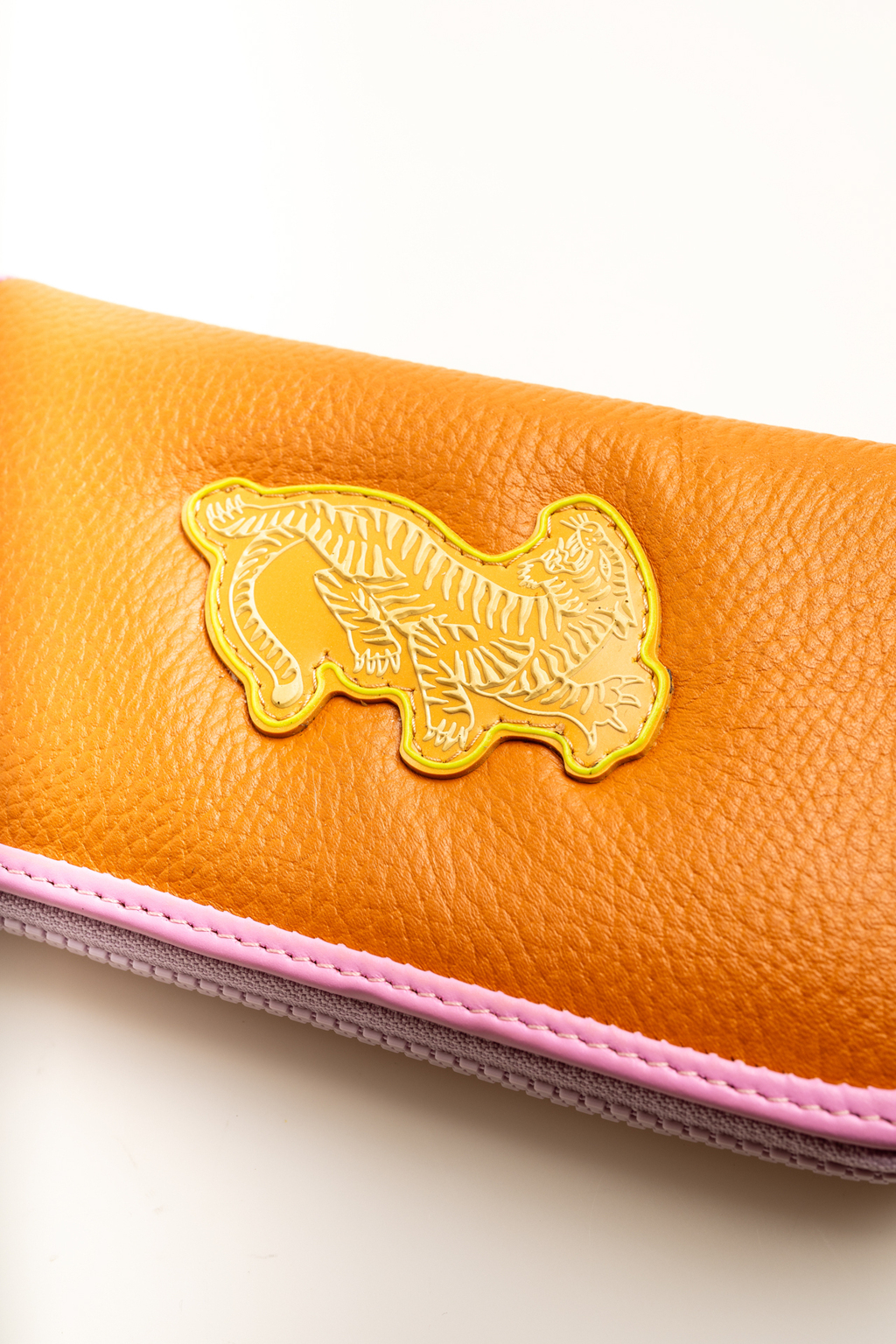 Billetera Roar Suela Comprar en Clara Barcelo