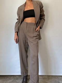 The Chic Suit - DMOD Vintage