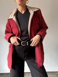 The Red Trench Coat - comprar online
