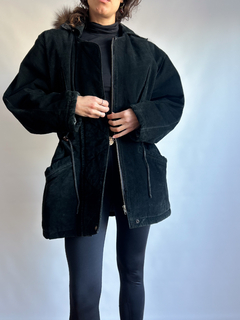 The Black Coat en internet